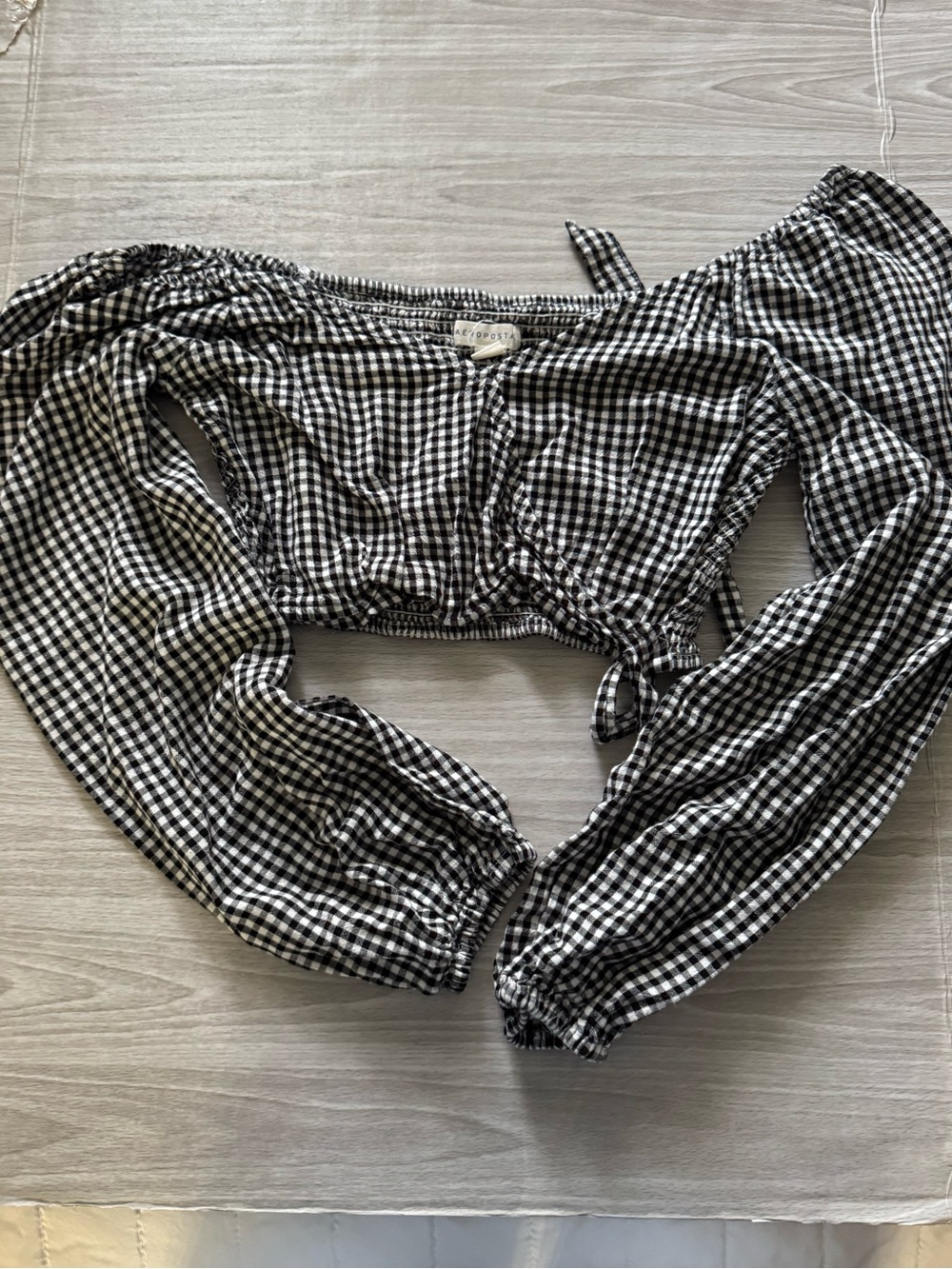 Aeropostale Black and White Gingham Off-Shoulder Crop Top